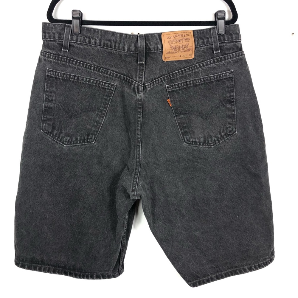 Black orange tab levis shorts size 40 P28